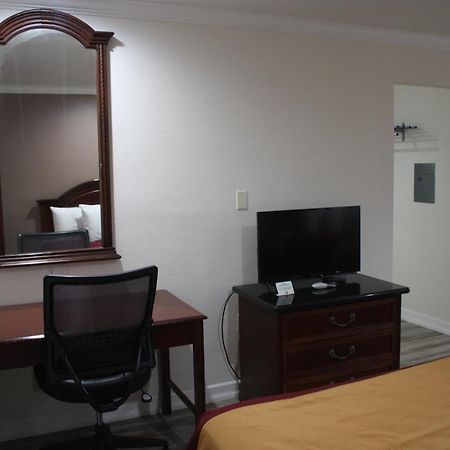 Value Inn & Suites Реддинг Экстерьер фото