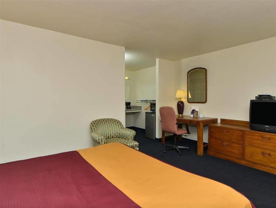 Value Inn & Suites Реддинг Экстерьер фото