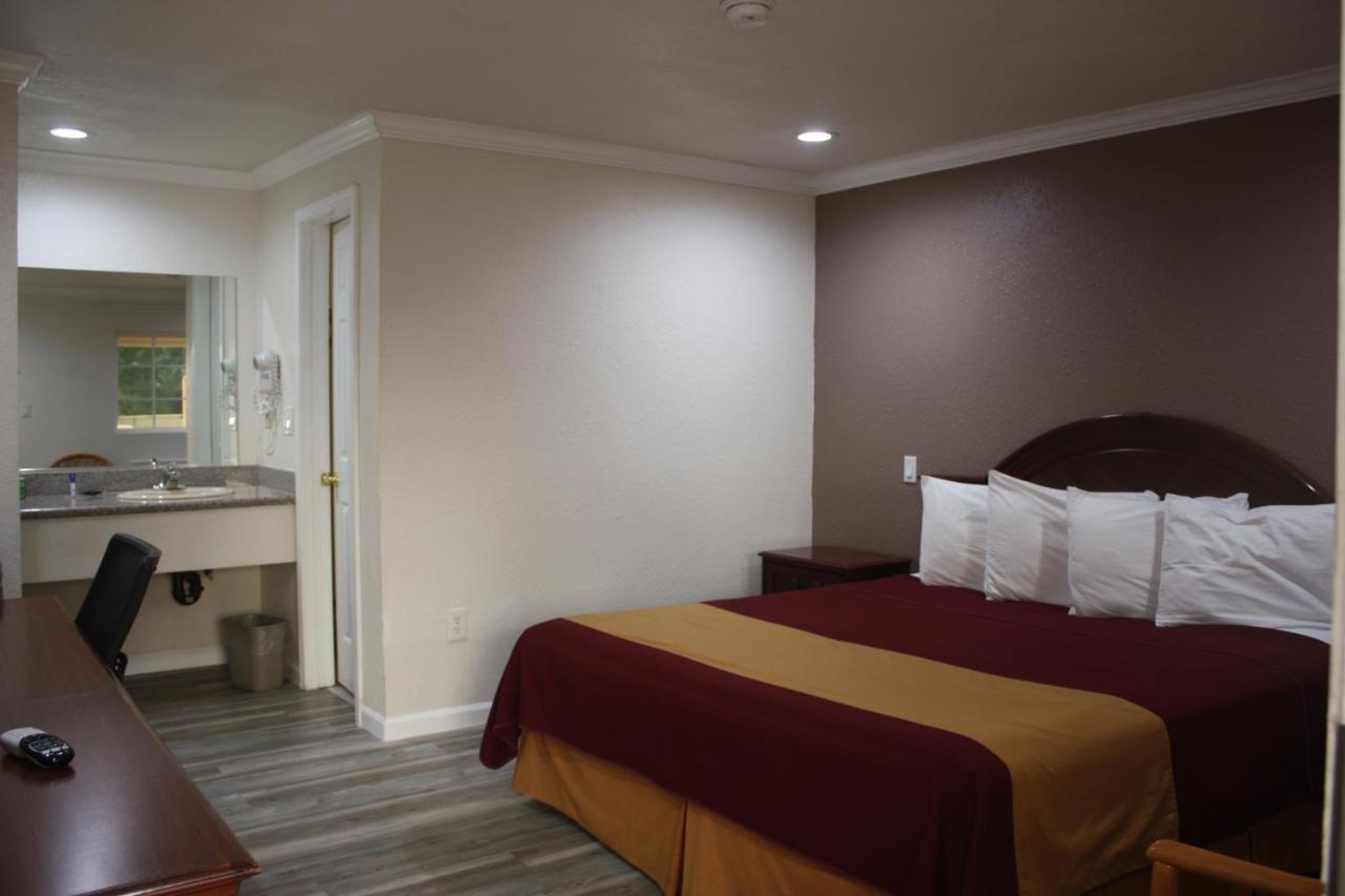 Value Inn & Suites Реддинг Экстерьер фото